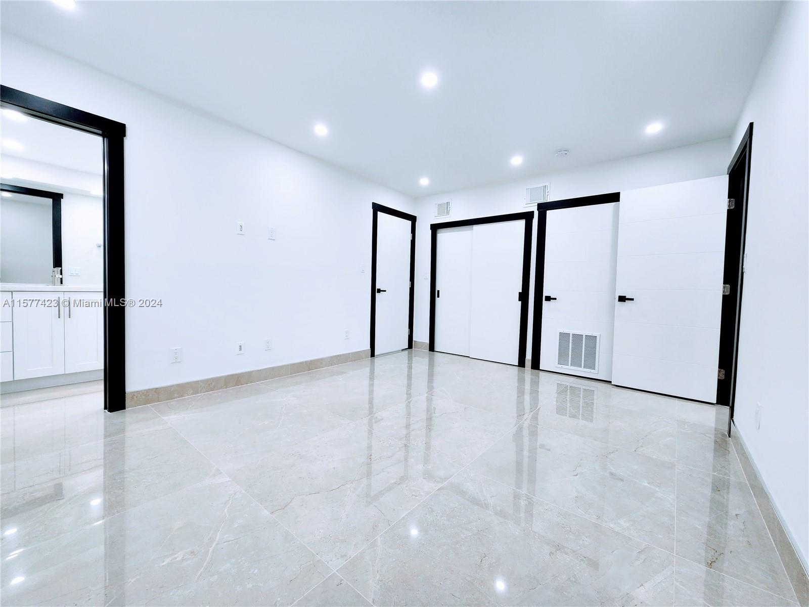 11930 NE 19th Dr #3,North Miami, FL 33181