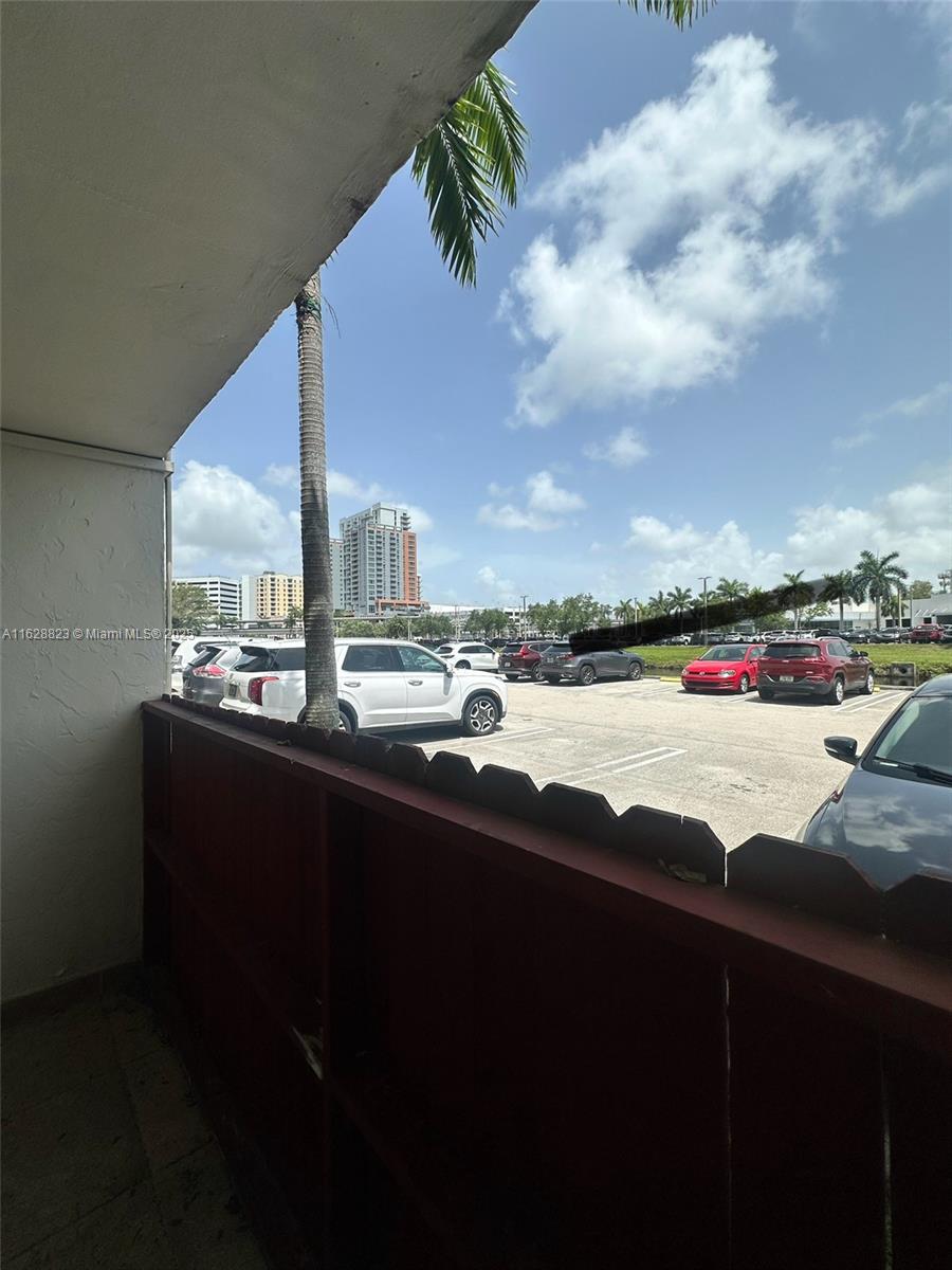 8600 SW 67th Ave #908 Pinecrest, FL 33156