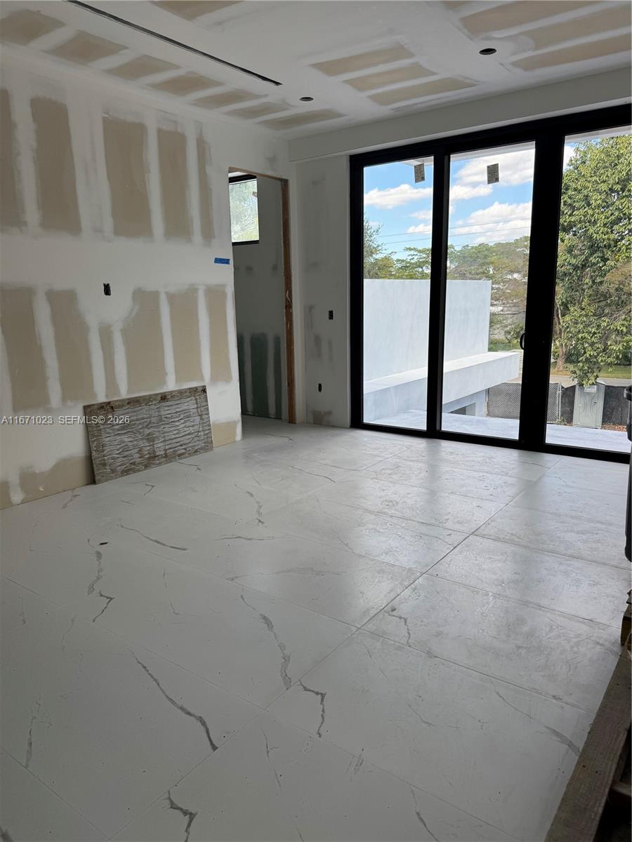 6666 SW 96th St Pinecrest, FL 33156