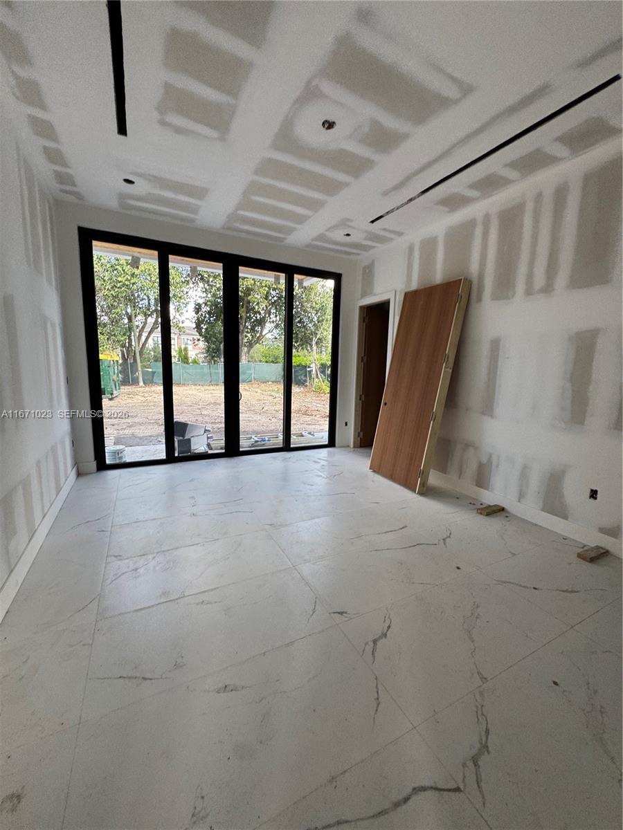 6666 SW 96th St Pinecrest, FL 33156