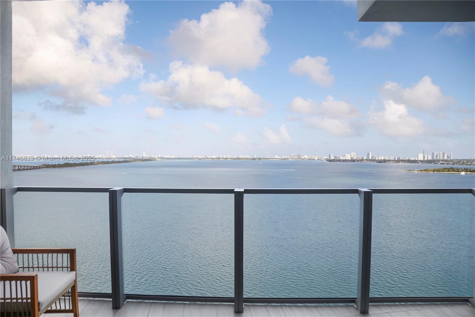 image Biscayne Beach7