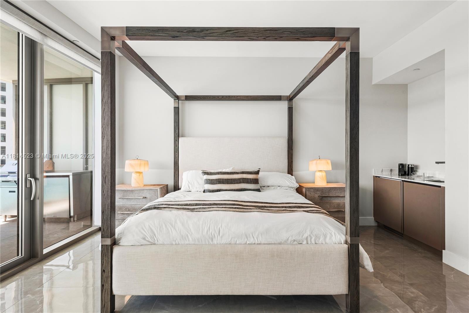 image Armani Residences10
