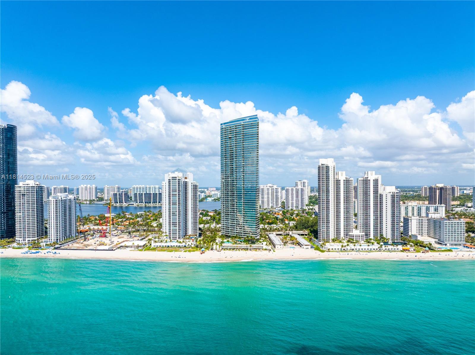 image Armani Residences3