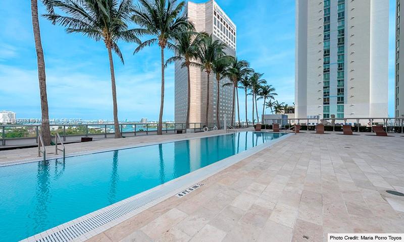 image One Miami East Condo10
