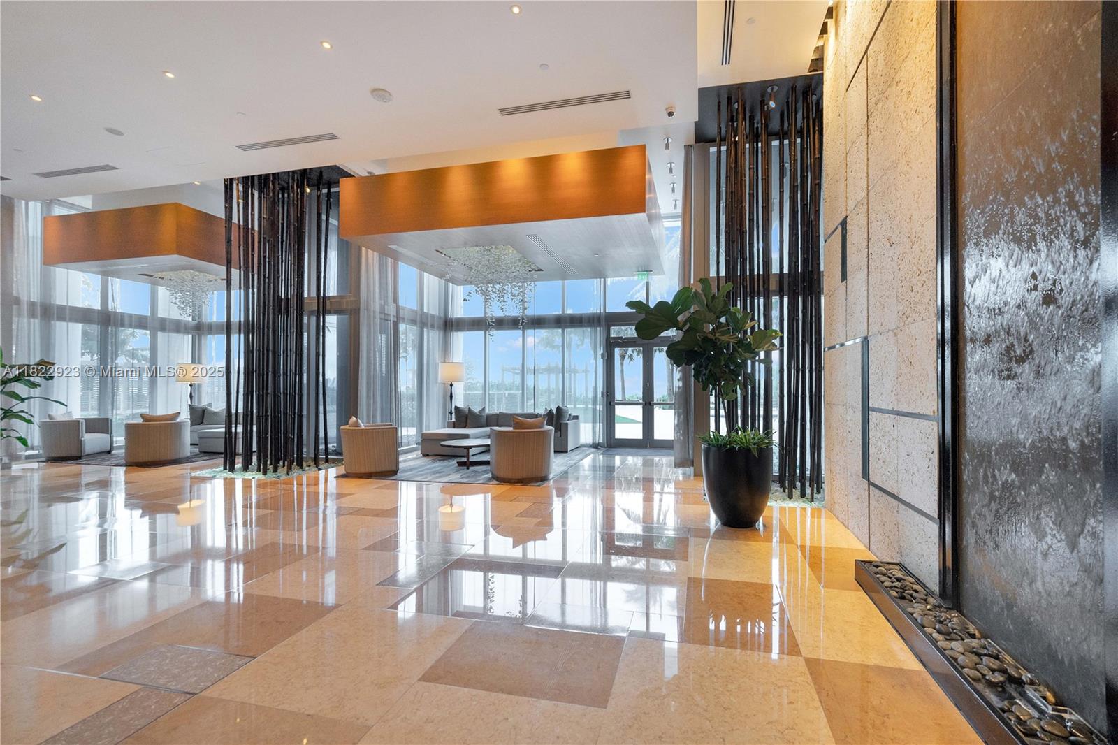 image Carillon Condo13