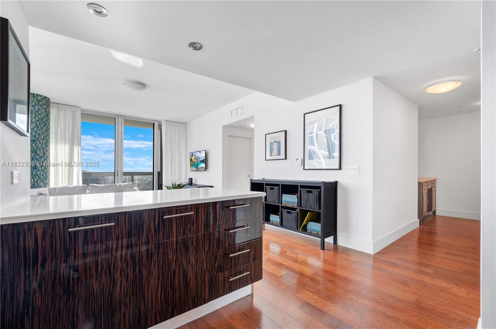 image Carillon Condo21