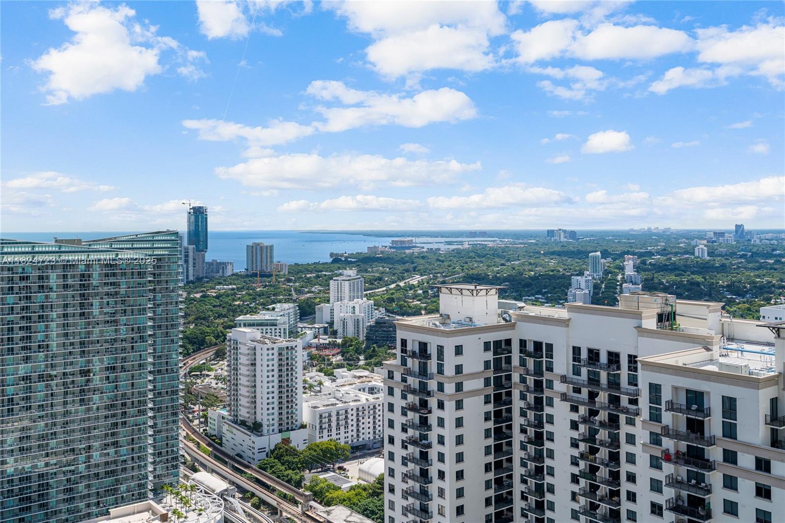 image Brickell Heights1