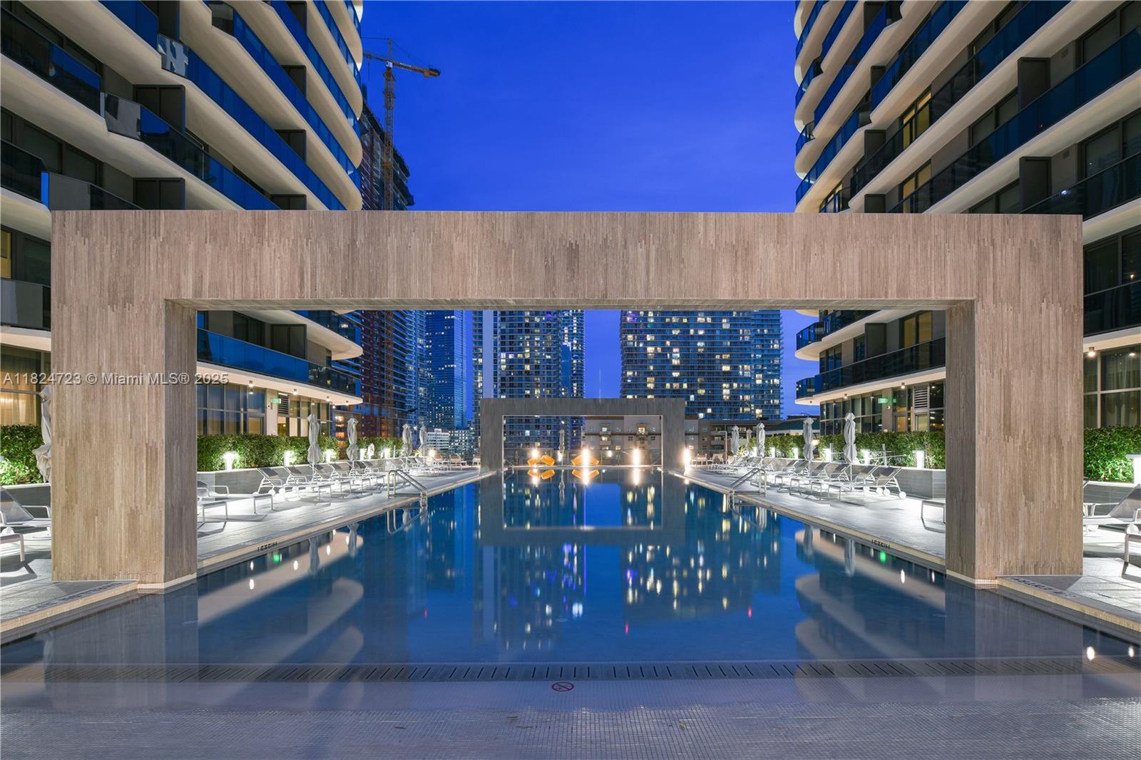 image Brickell Heights36