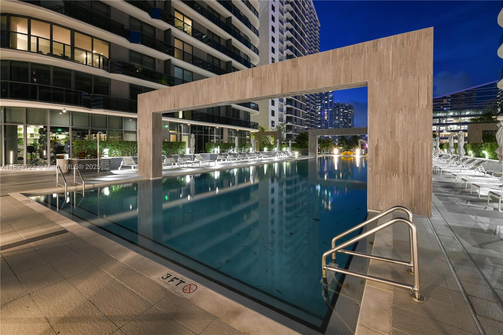 image Brickell Heights40