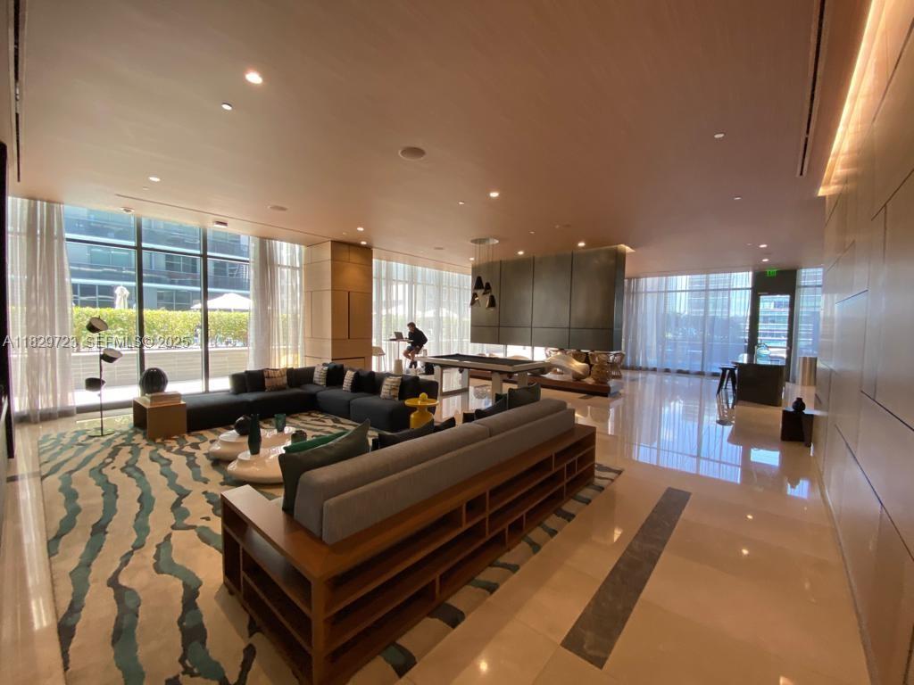 image Brickell Heights East22