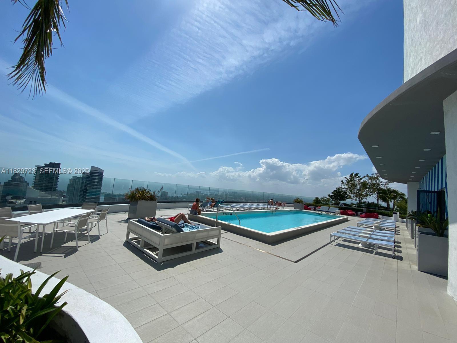 image Brickell Heights East27