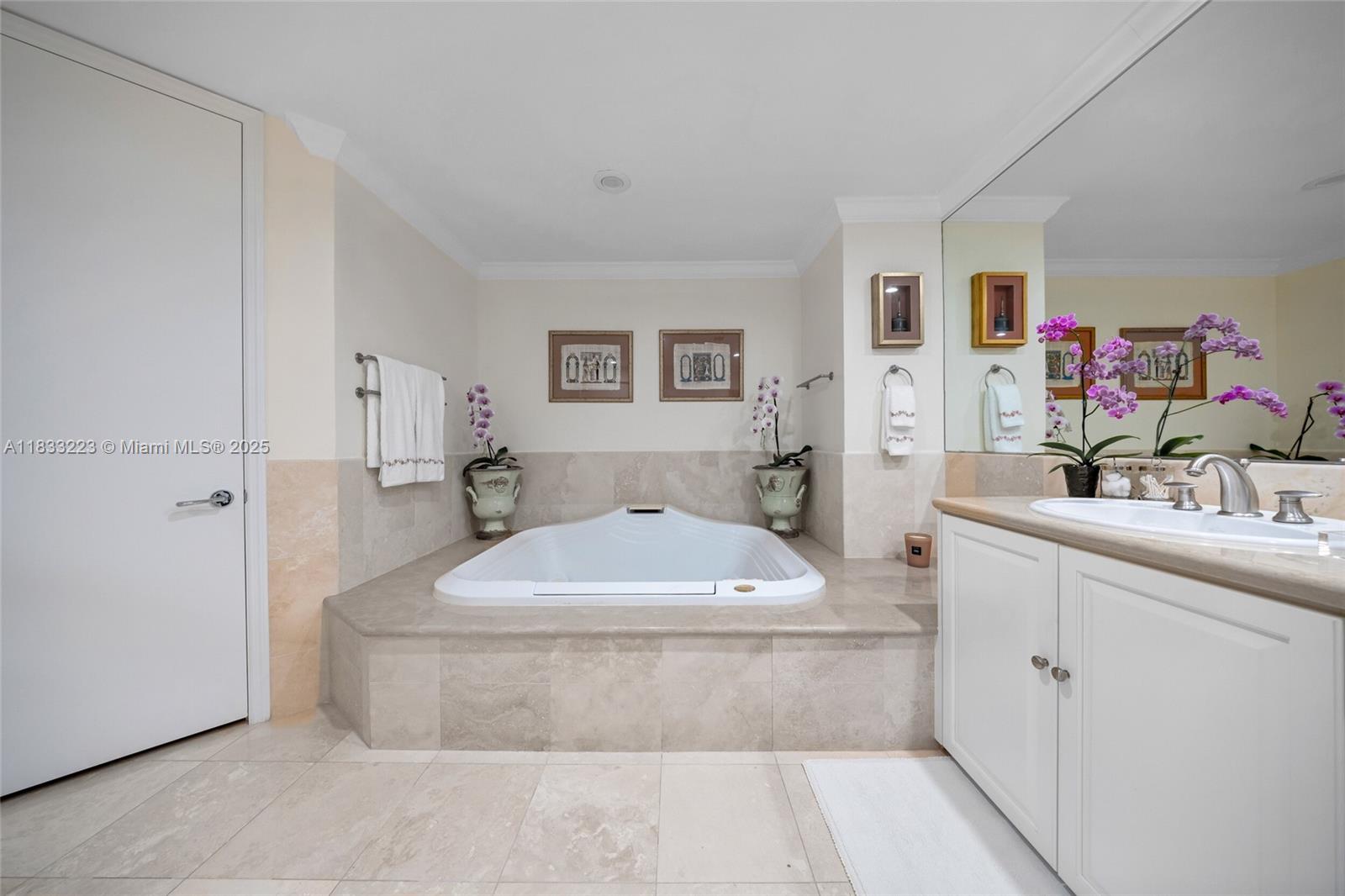 image The Bath Club25