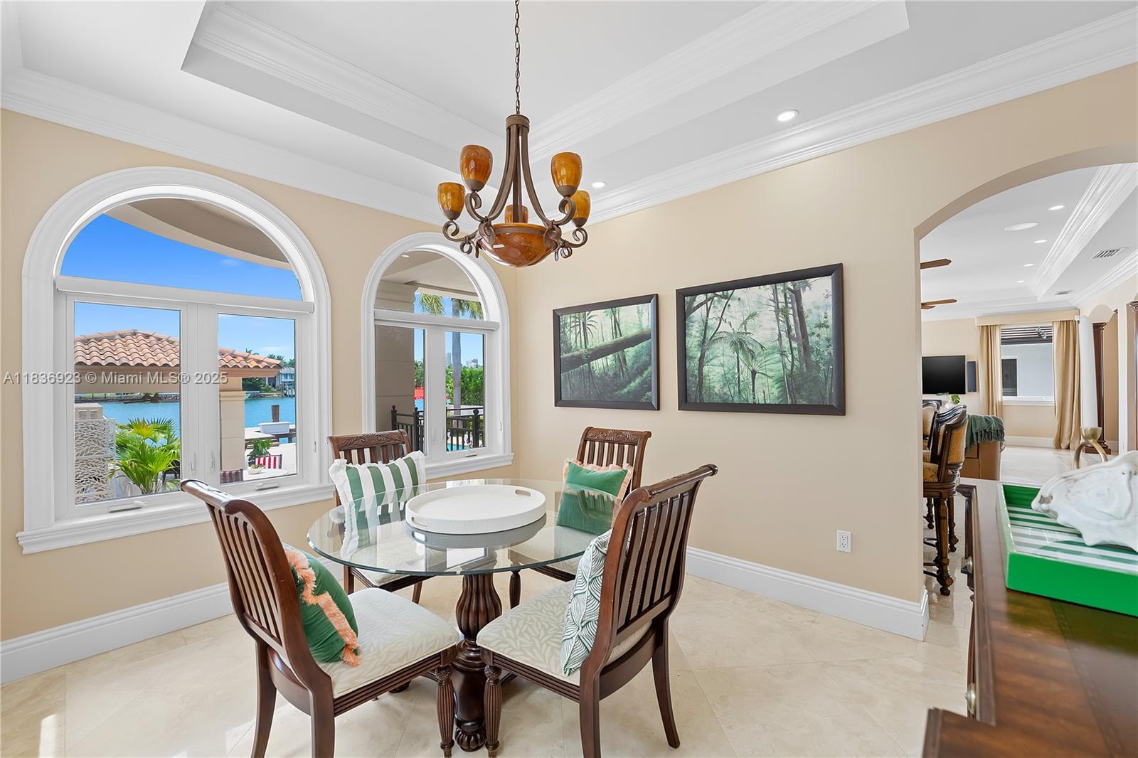 66 S Hibiscus Dr Miami Beach, FL 33139 66 S Hibiscus Dr Miami Beach, FL 33139