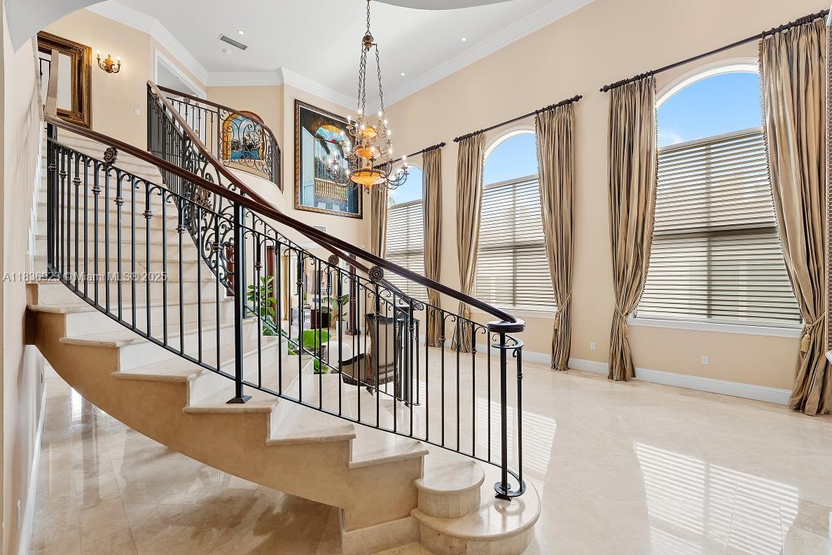 66 S Hibiscus Dr Miami Beach, FL 33139 66 S Hibiscus Dr Miami Beach, FL 33139
