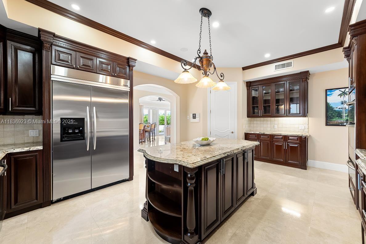 66 S Hibiscus Dr Miami Beach, FL 33139 66 S Hibiscus Dr Miami Beach, FL 33139