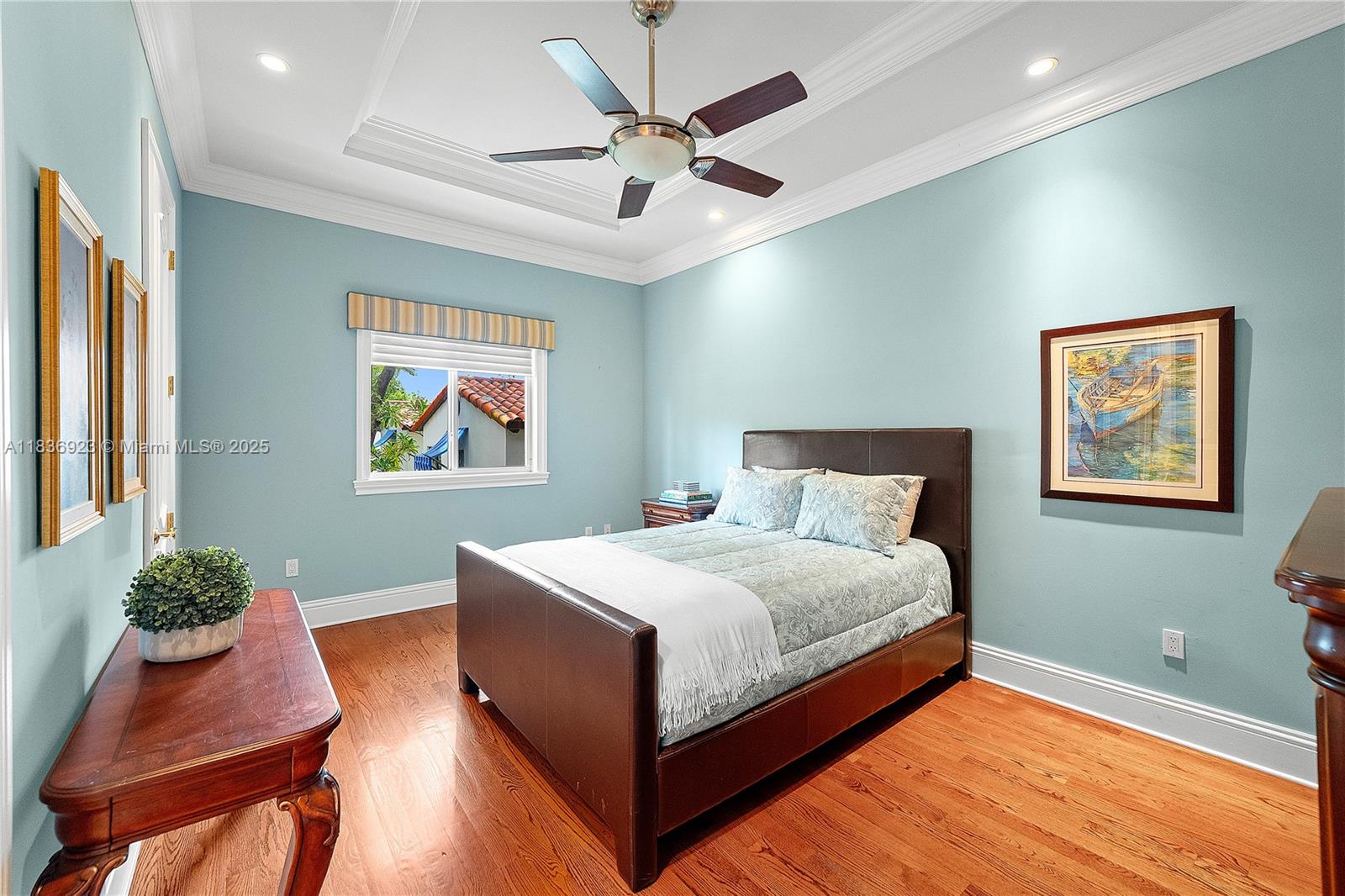 66 S Hibiscus Dr Miami Beach, FL 33139 66 S Hibiscus Dr Miami Beach, FL 33139