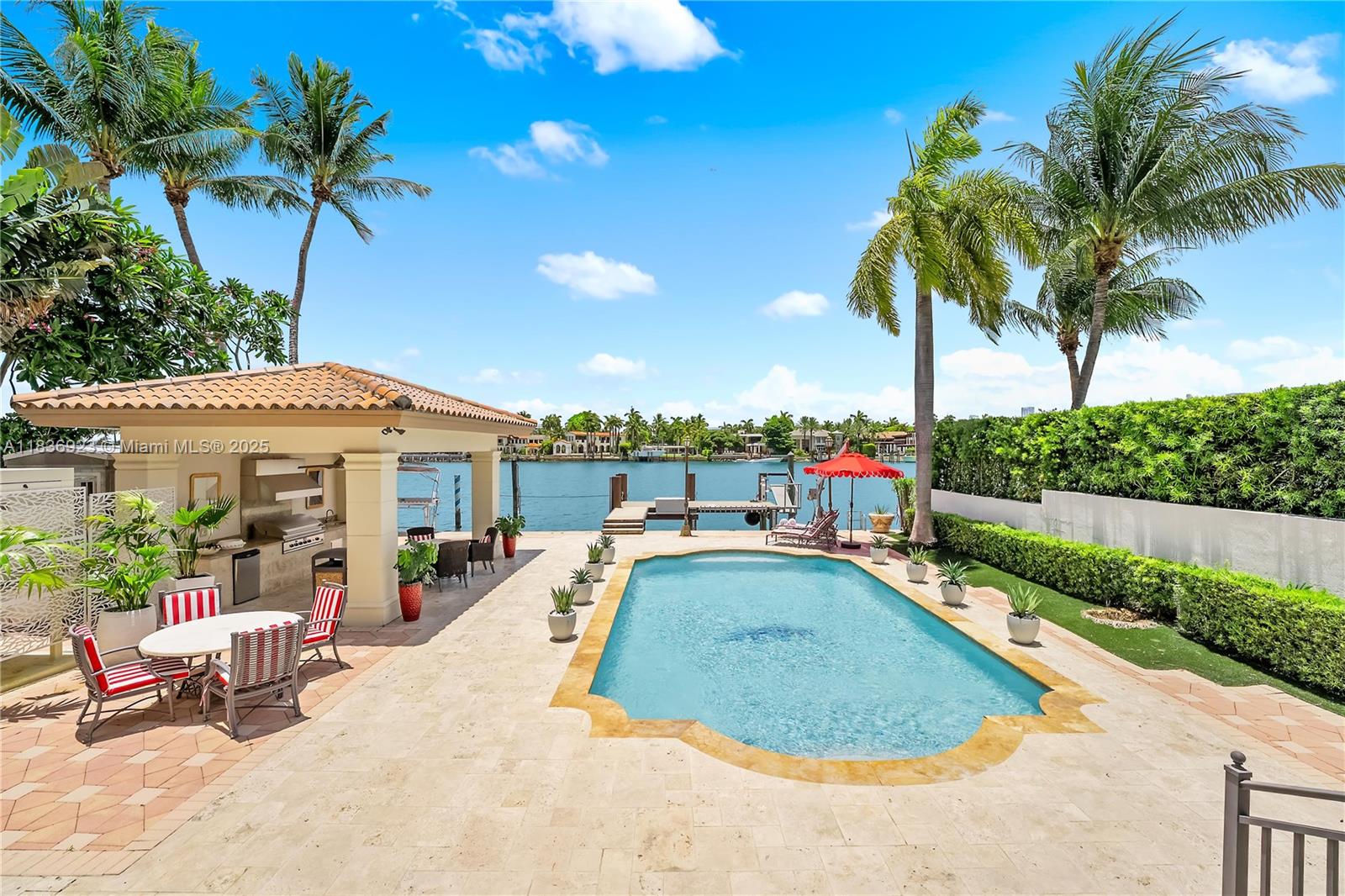 66 S Hibiscus Dr Miami Beach, FL 33139 66 S Hibiscus Dr Miami Beach, FL 33139