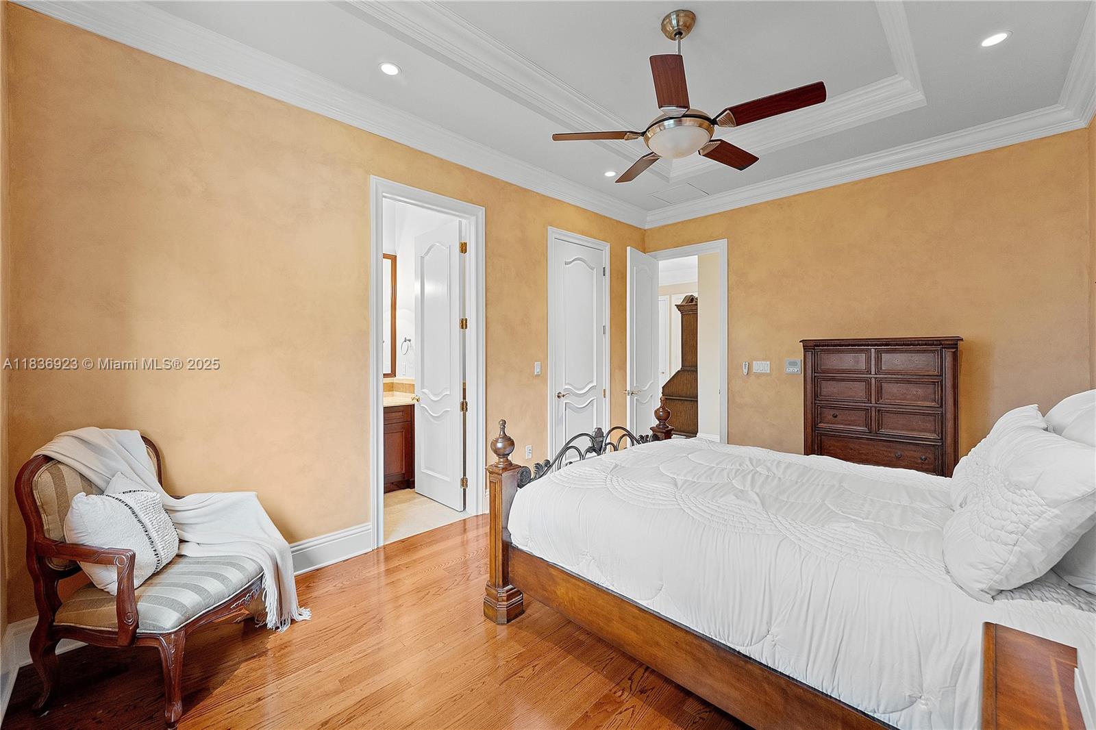 66 S Hibiscus Dr Miami Beach, FL 33139 66 S Hibiscus Dr Miami Beach, FL 33139