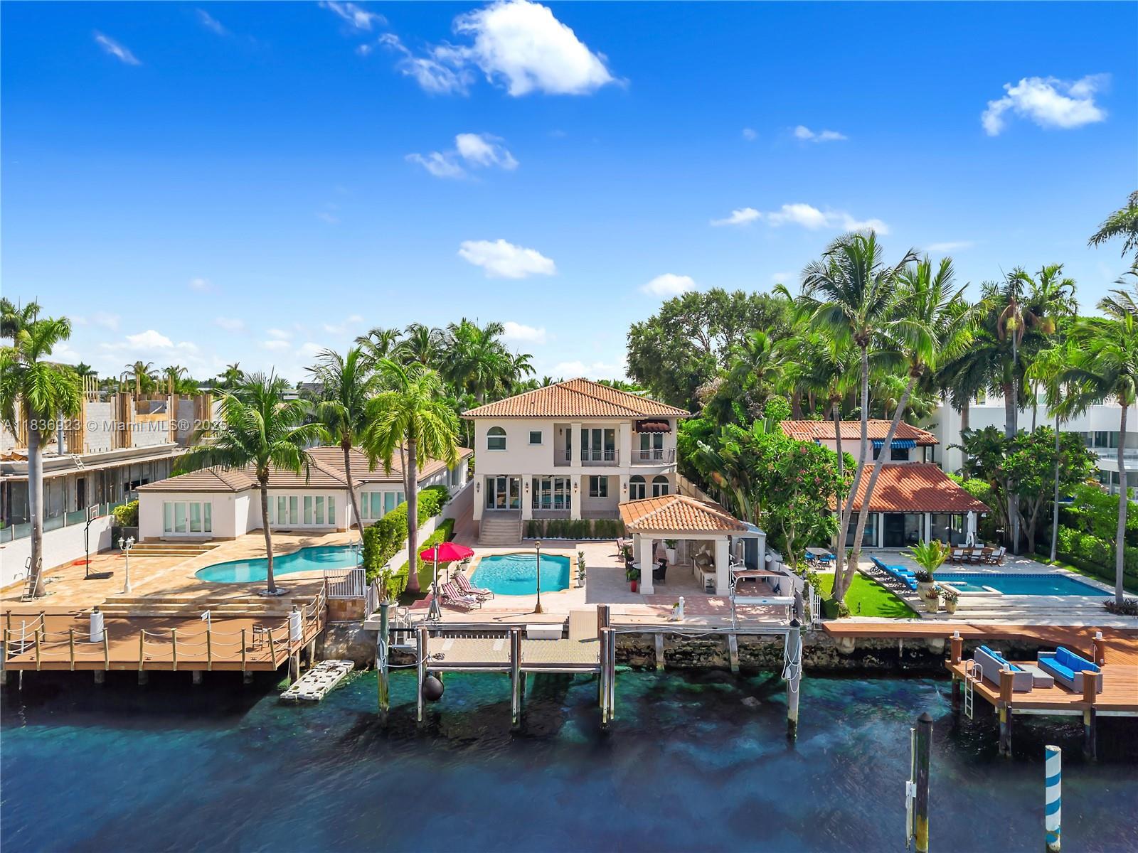 66 S Hibiscus Dr Miami Beach, FL 33139 66 S Hibiscus Dr Miami Beach, FL 33139