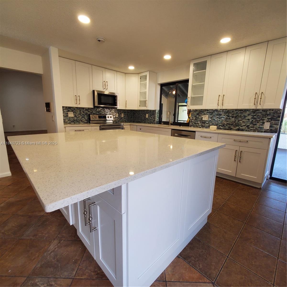 2159 Baton Rouge