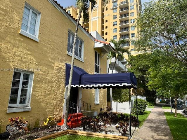 126 Mendoza Ave #3 Coral Gables, FL 33134