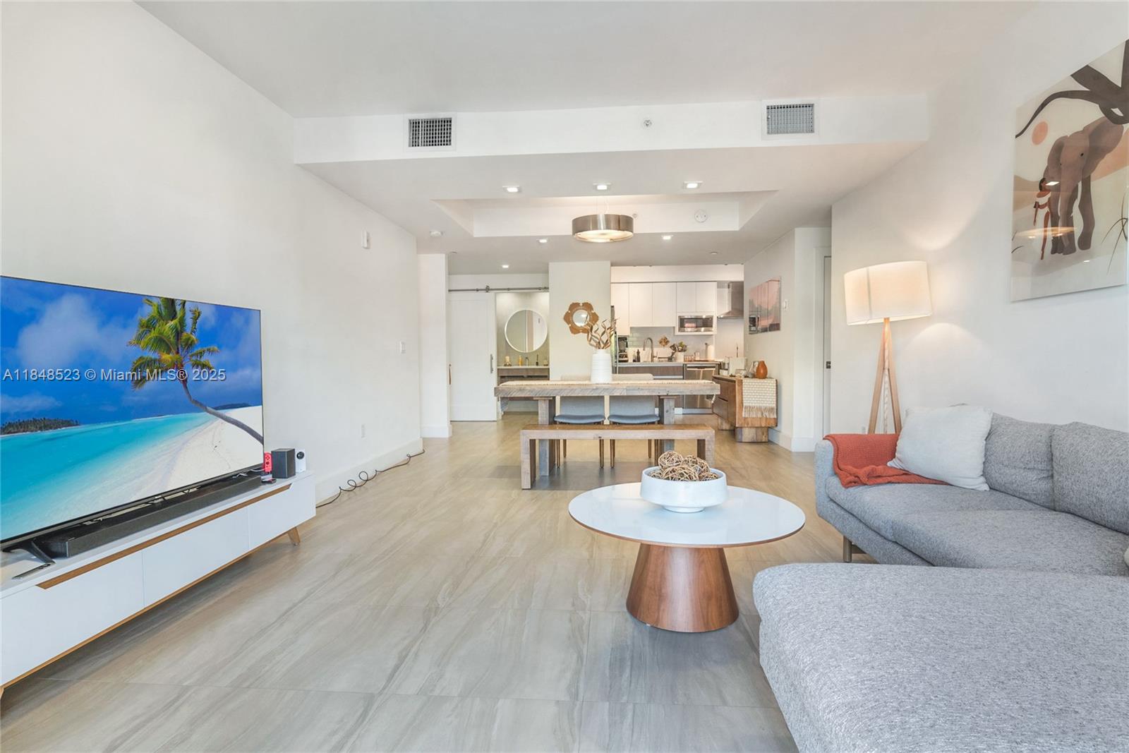 120 Salamanca Ave #4A