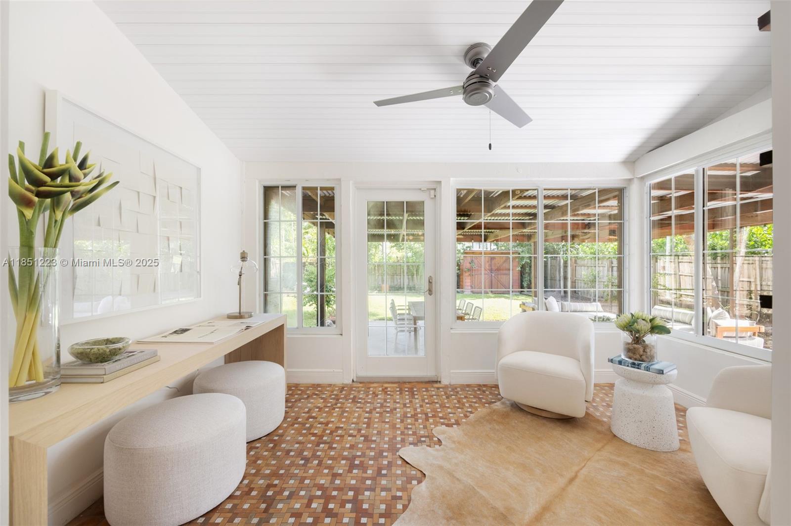 727 NE 76th St Miami, FL 33138