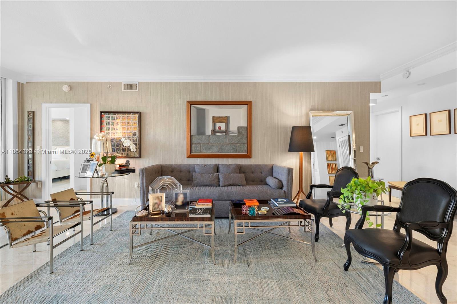 723 Crandon Blvd #305 Key Biscayne, FL 33149