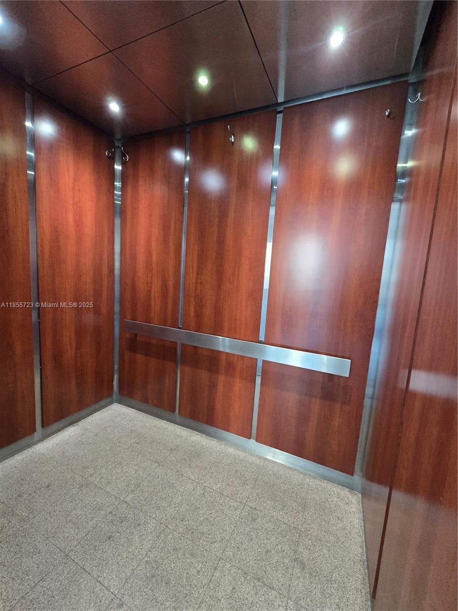 7440 Harding Ave #403,Miami Beach, FL 33141