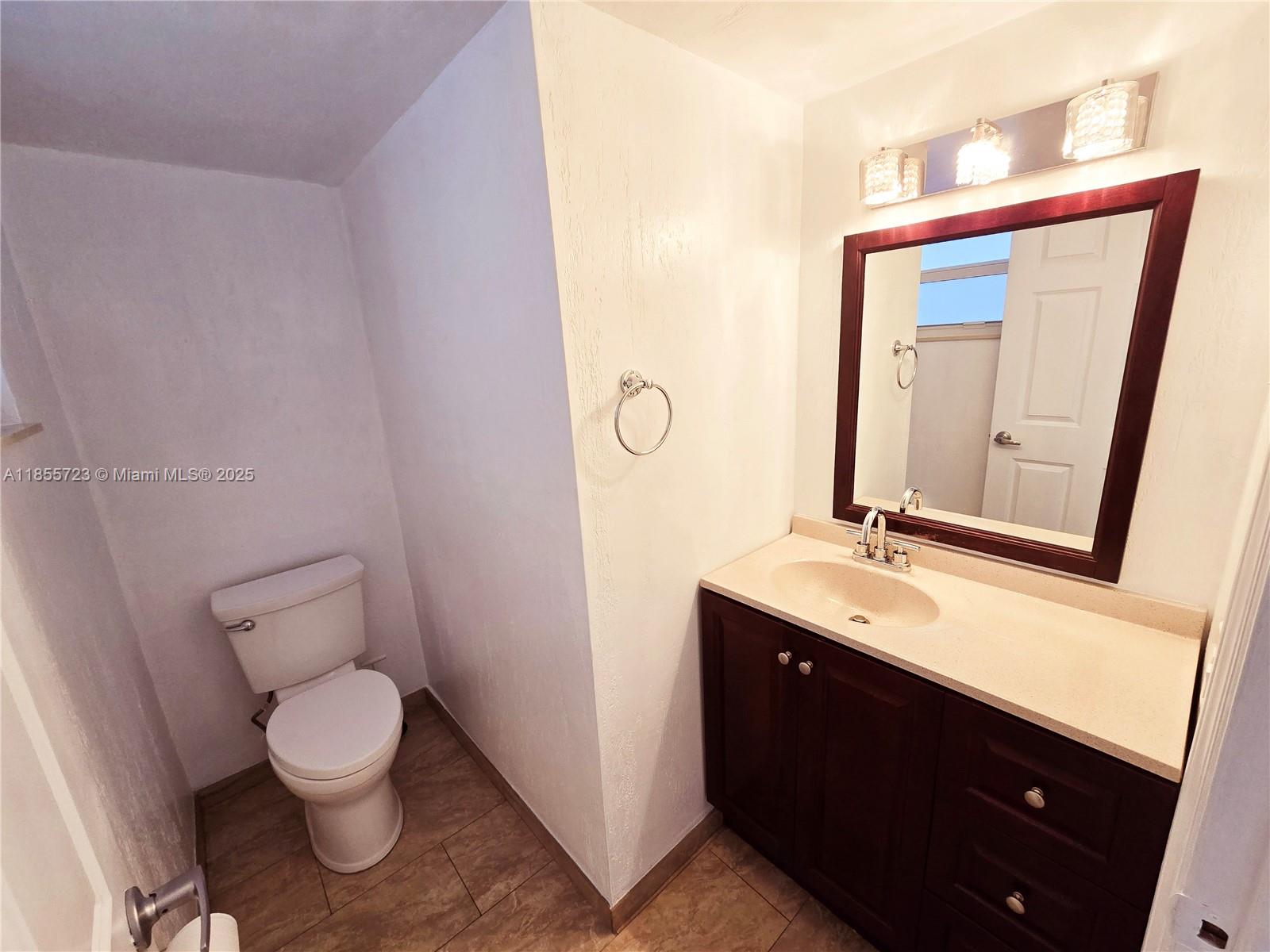 7440 Harding Ave #403,Miami Beach, FL 33141