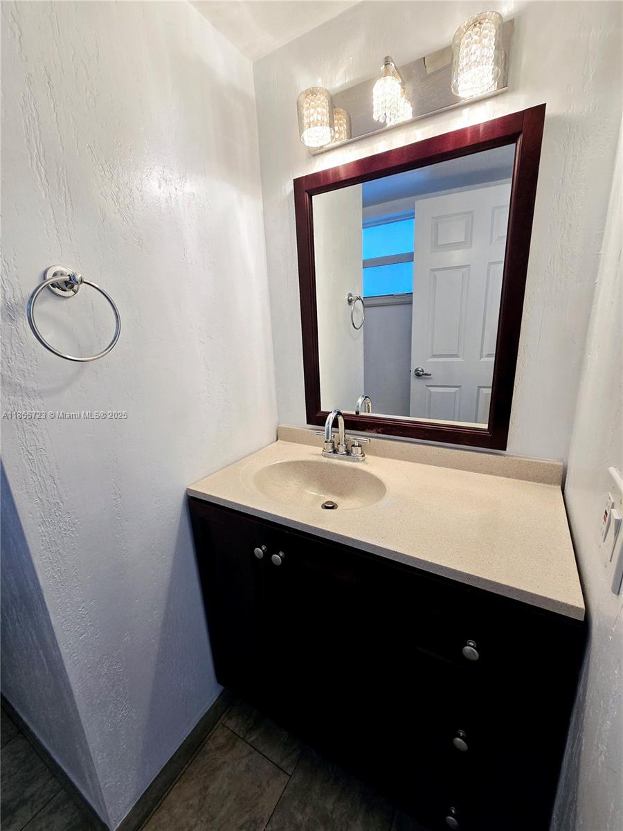 7440 Harding Ave #403,Miami Beach, FL 33141