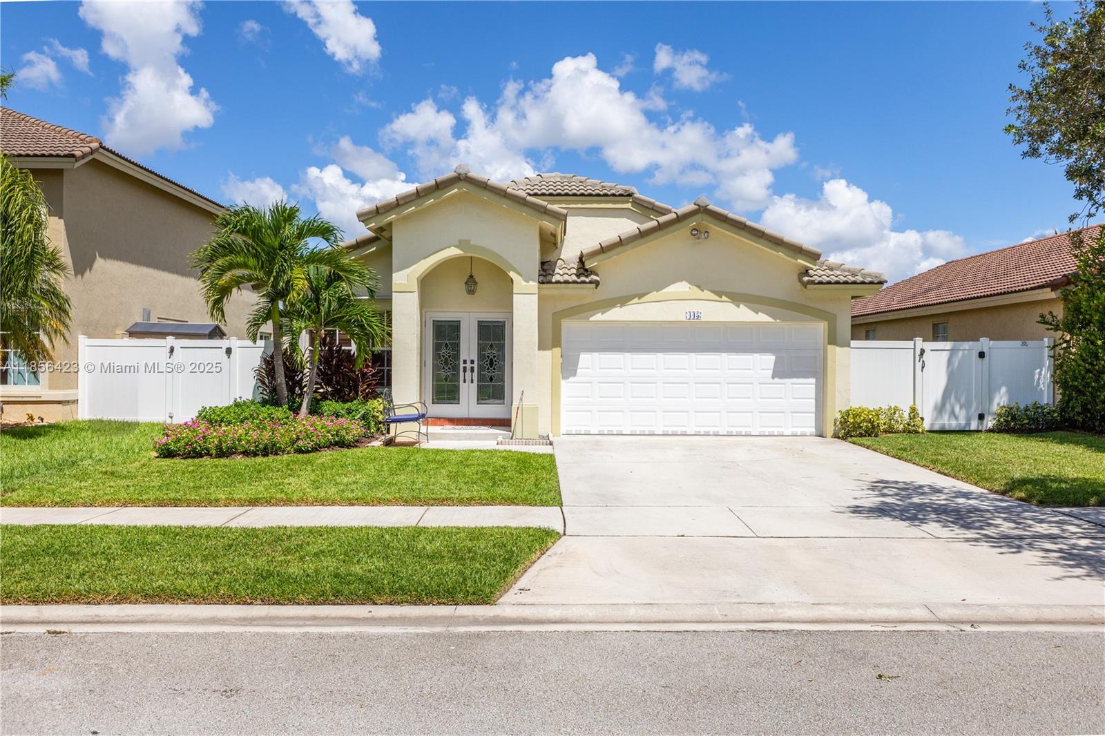 445 SW 205th Ave