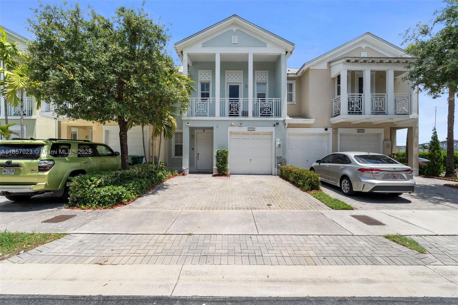 10705 NW 74th Ter