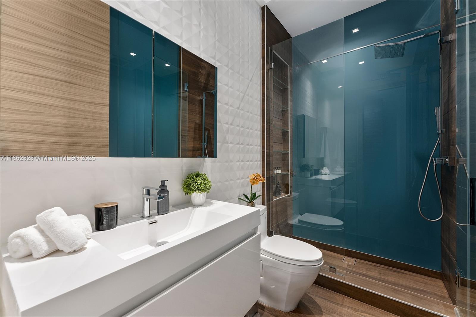 3734 Chase Ave Miami Beach, FL 33140