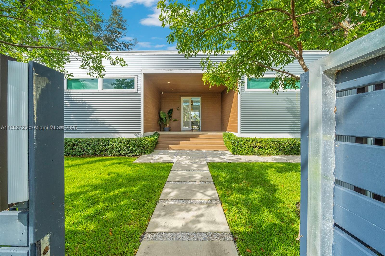 1000 NE Little Riv Dr Miami, FL 33138 1000 NE Little Riv Dr Miami, FL 33138