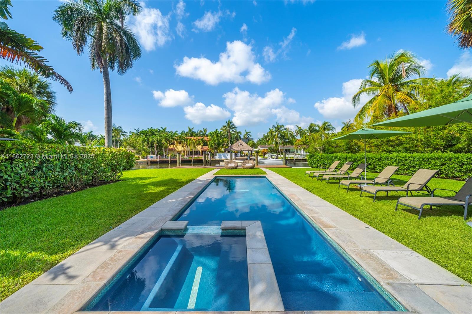 1000 NE Little Riv Dr Miami, FL 33138 1000 NE Little Riv Dr Miami, FL 33138