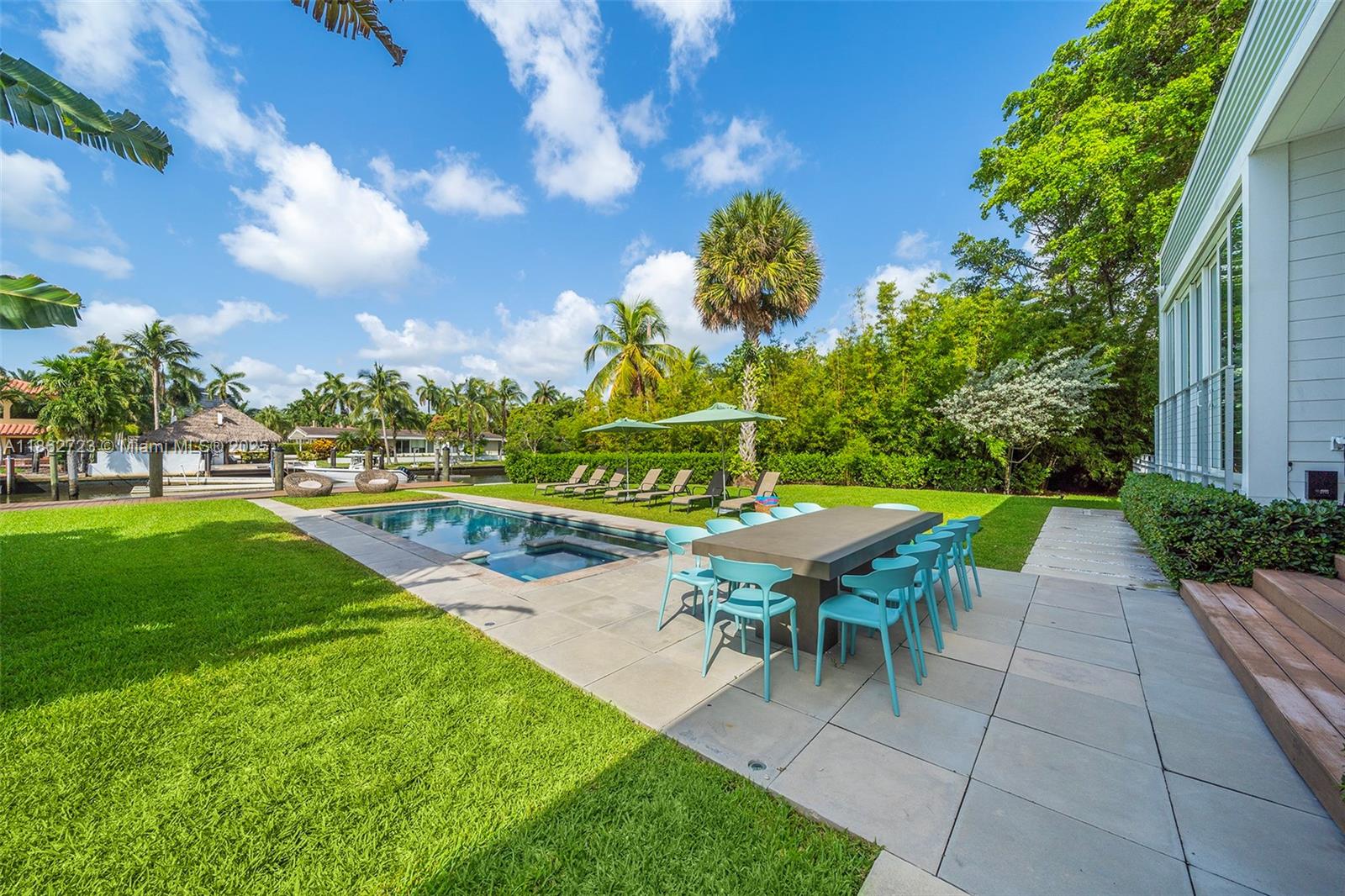 1000 NE Little Riv Dr Miami, FL 33138 1000 NE Little Riv Dr Miami, FL 33138