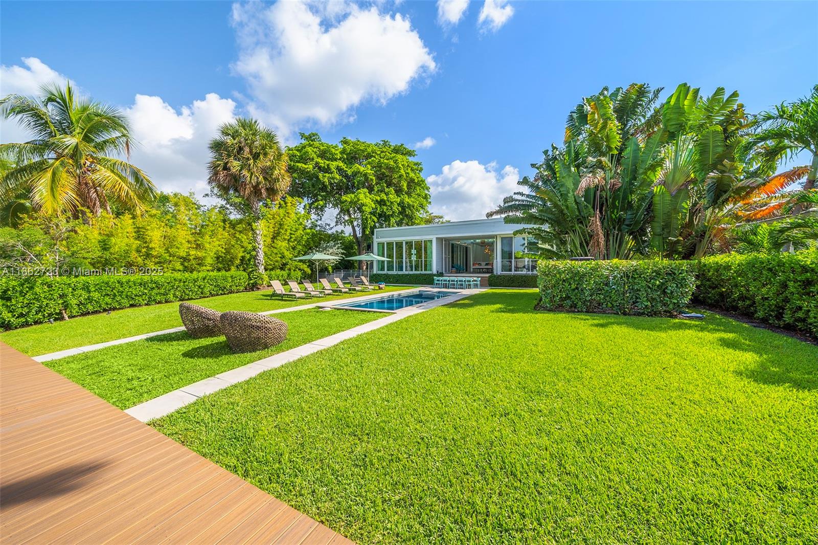 1000 NE Little Riv Dr Miami, FL 33138 1000 NE Little Riv Dr Miami, FL 33138