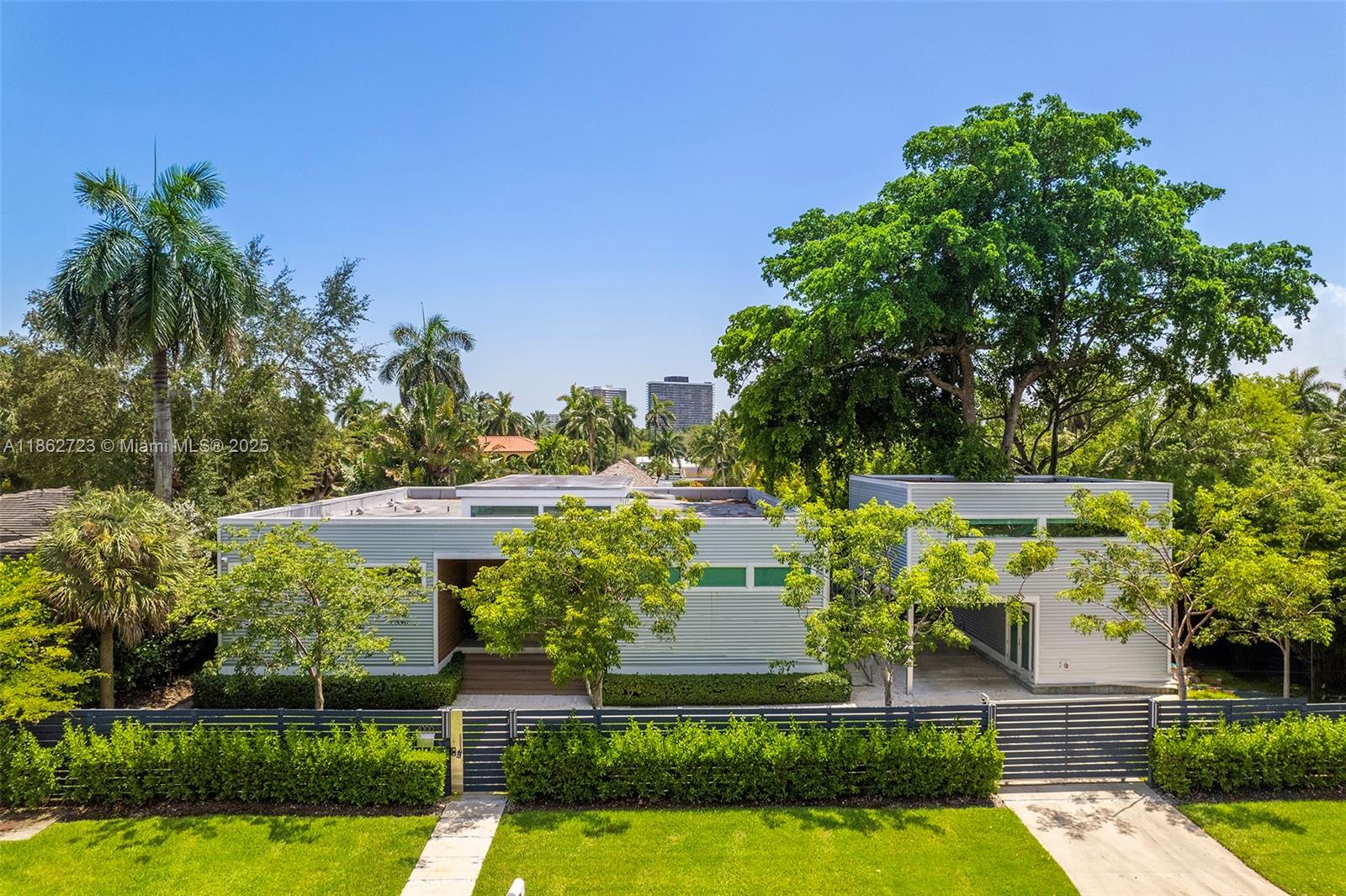 1000 NE Little Riv Dr Miami, FL 33138 1000 NE Little Riv Dr Miami, FL 33138