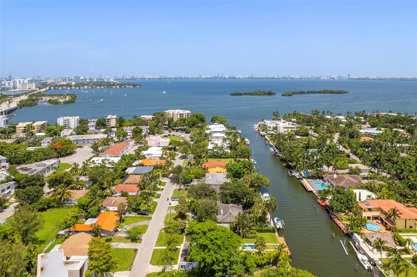 1000 NE Little Riv Dr Miami, FL 33138 1000 NE Little Riv Dr Miami, FL 33138