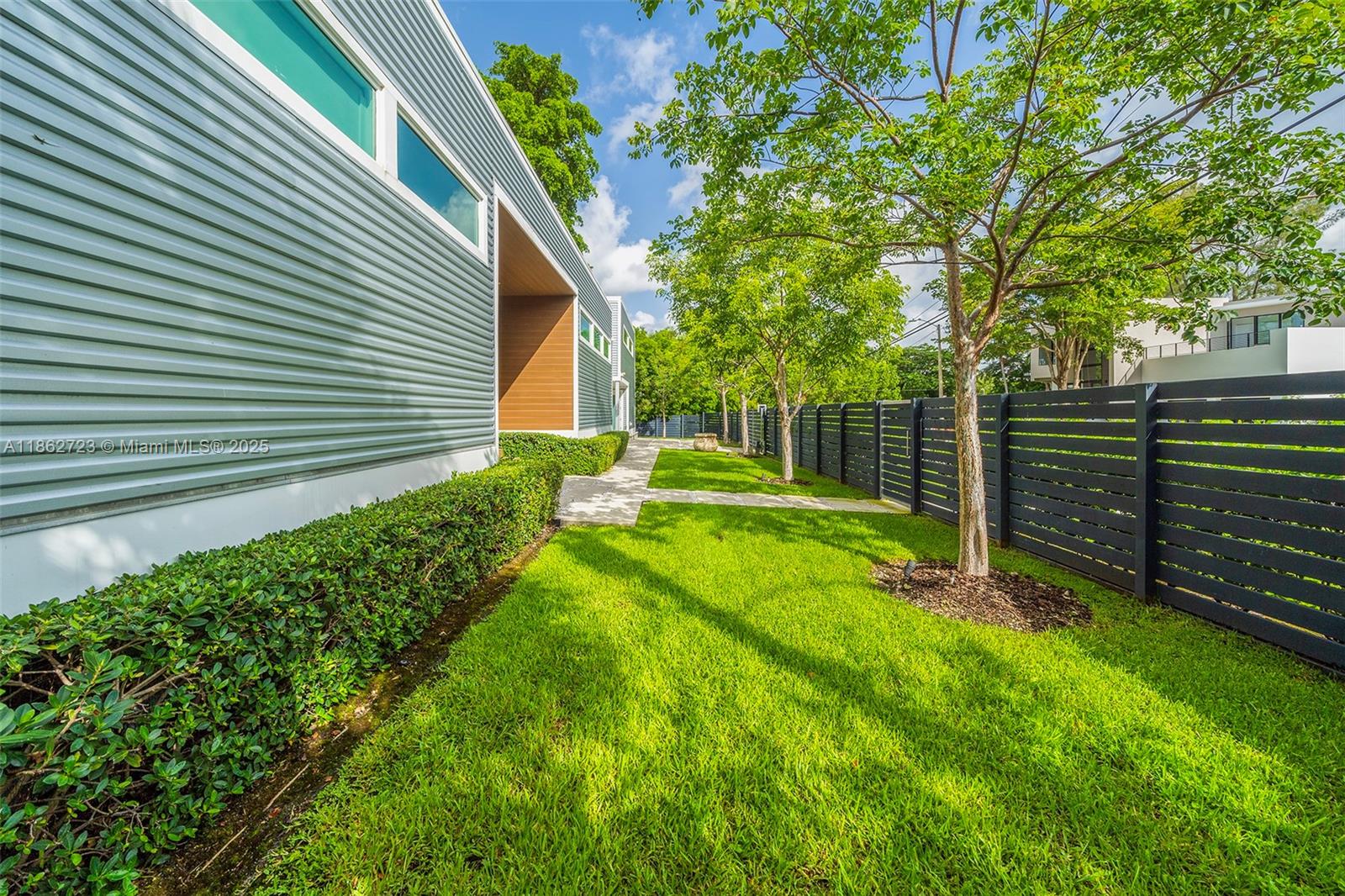 1000 NE Little Riv Dr Miami, FL 33138 1000 NE Little Riv Dr Miami, FL 33138