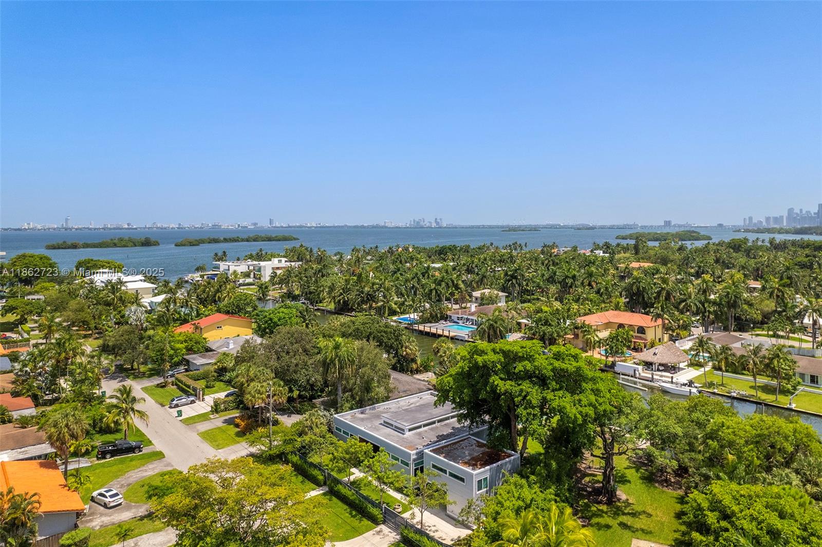 1000 NE Little Riv Dr Miami, FL 33138 1000 NE Little Riv Dr Miami, FL 33138