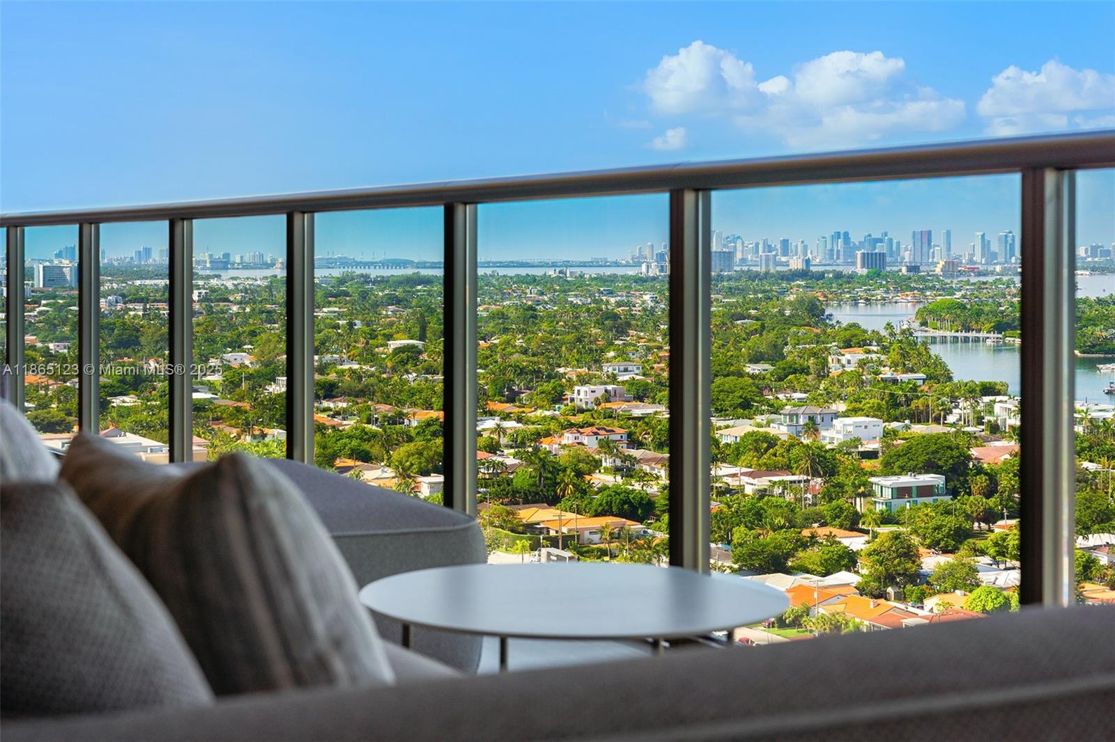 image St Regis Bal Harbour16
