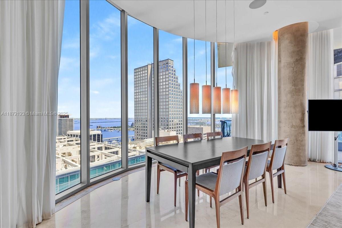 image Epic Residence12