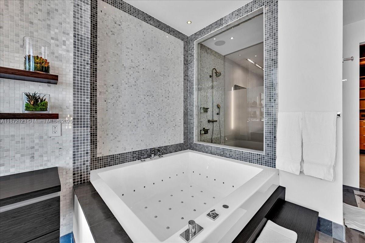image Epic Residence21