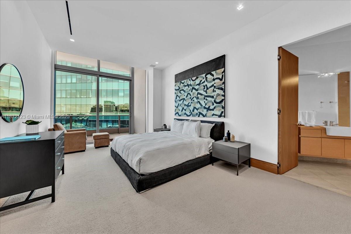 image Epic Residence25