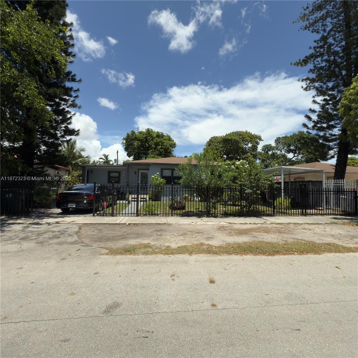 2921 NW 66th St