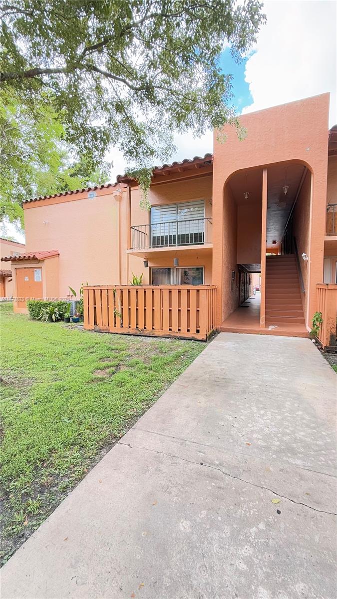 7121 Miami Lks Dr #Q8