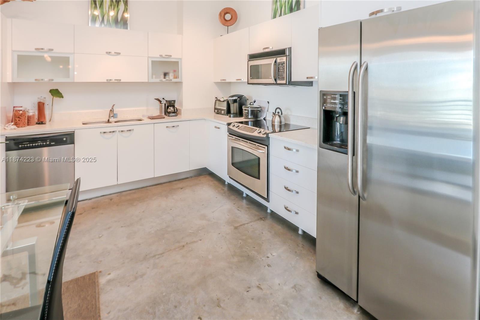 133 NE 2nd Ave #509