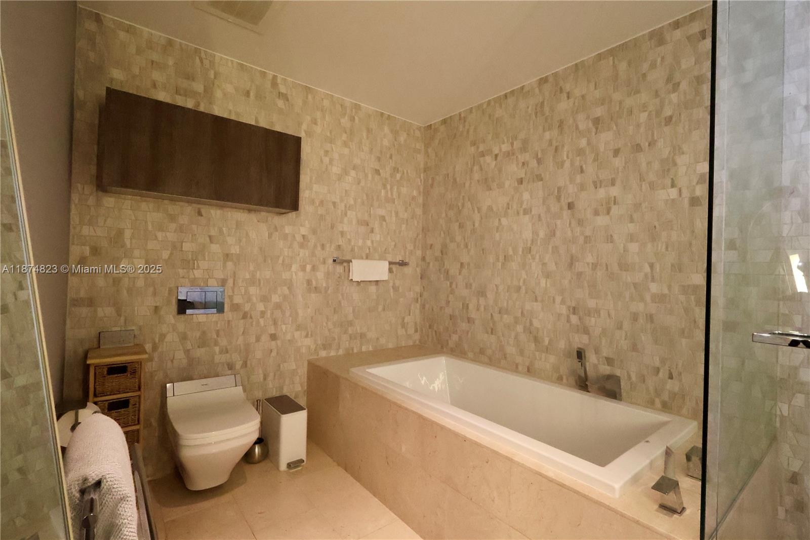 image Reach Condo13